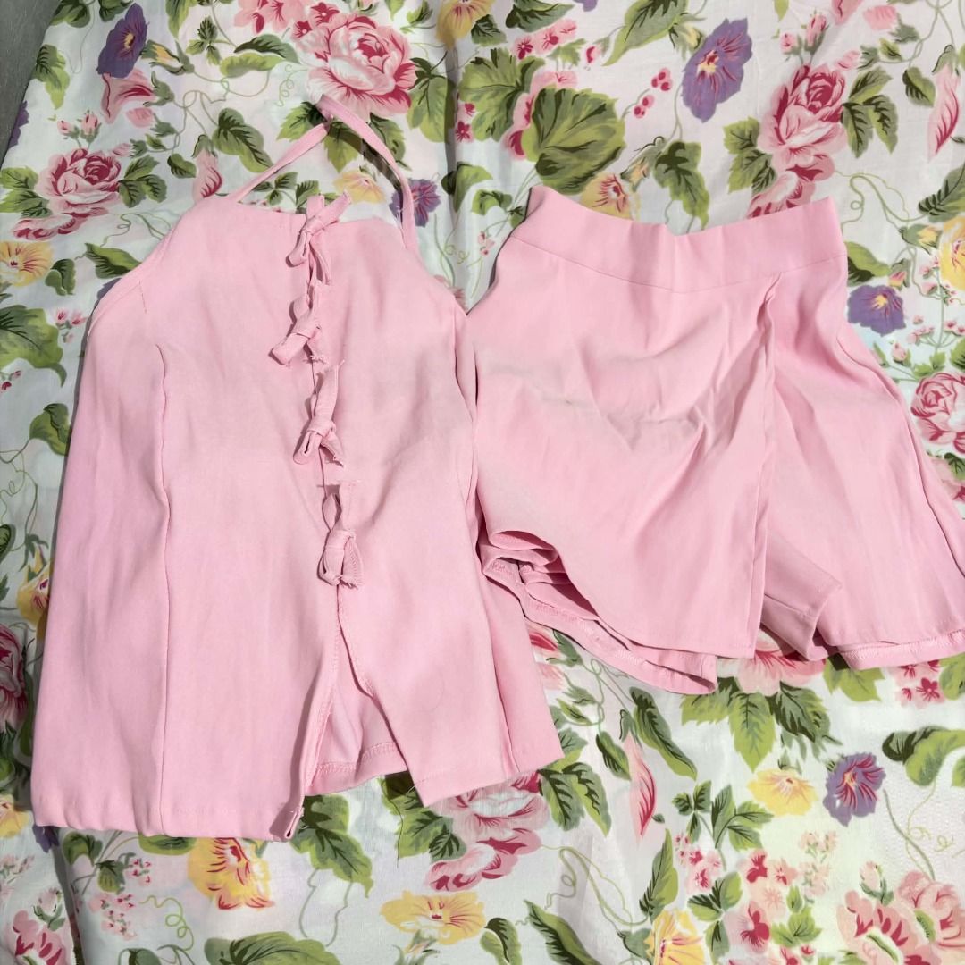 Pink Halter Top and Skirt Set (Category: Sets or Coordinates) located in Santa Rita. Submitted by john_valencia02 (Listing ID 1463220577, Image 1). Description: - Adorable pink two-piece set - Halter top with adjustable tie-back closure - Matching flowy skirt - Ideal for casual wear, beach days, or vacations - Made from lightweight, breathable fabric - Effortless to wear and style.