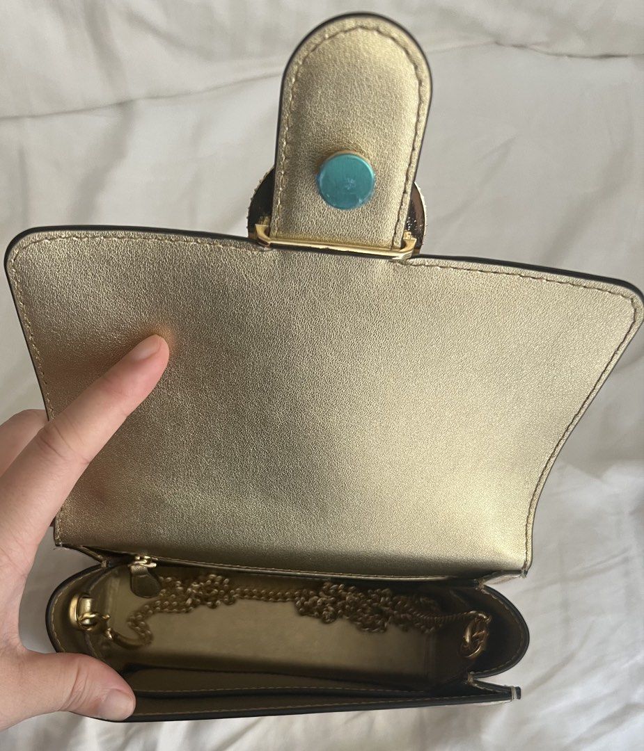 Pinko Love Bag in Gold (Category: Cross-body Bags) located in Manila. Submitted by zellie11 (Listing ID 1463186965, Image 3). Description: Brandnew As is in the photo No box or dustbag.