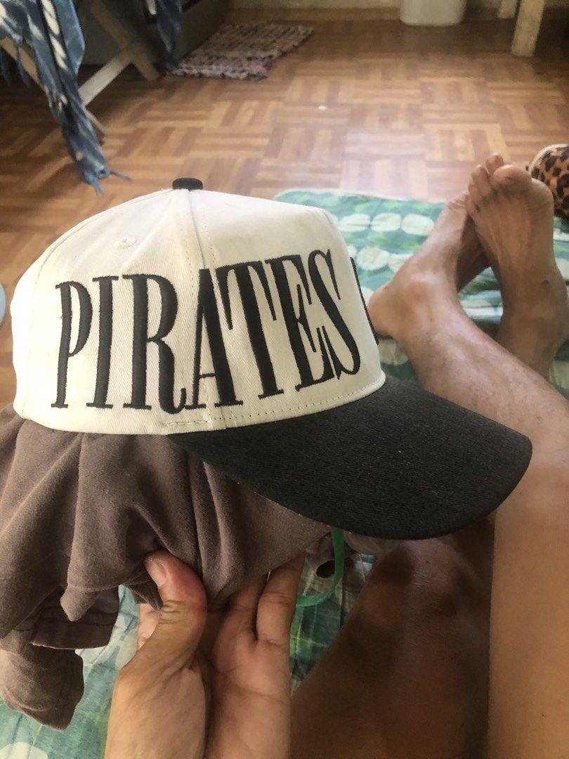 pittsbugh pirates cap (Category: Caps & Hats) located in San Jose. Submitted by palaboy0728 (Listing ID 1463141649, Image 3). Description: .
