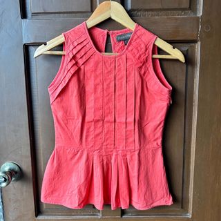 (Category: ) located in . Submitted by wear.withluv (Listing ID 1463255739, Image 1). Description: .