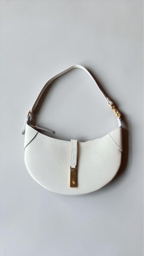 Polo Ralph Lauren ID Bag (Preorder) (Category: Luxury Bags & Wallets) located in Manila. Submitted by designerarchives.ph (Listing ID 1463276905, Image 3). Description: SALE | Limited time Lower price because of tax refund. Inclusions: dustbag, box Colors: Black, Brown, White, Butter Yellow, Dark Brown, Yellow • 50% DP is required to process your order • We are not liable for delays of courier • No return, no exchange of color. .