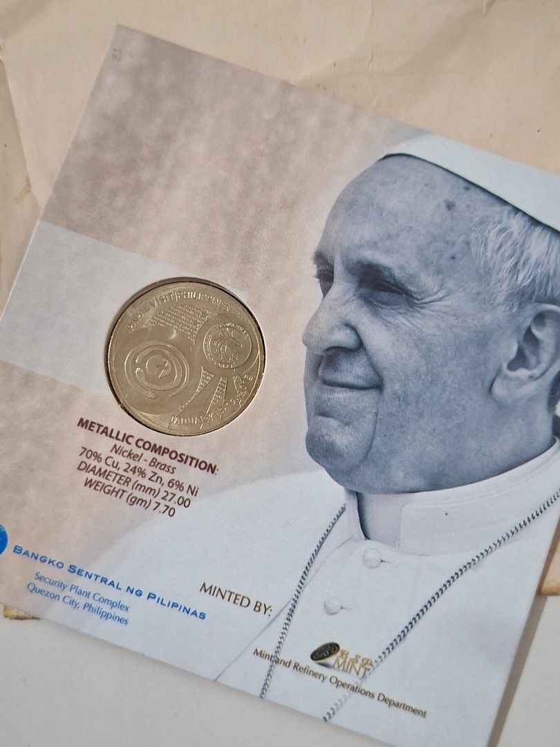 🪙 Pope Francis Commemorative Coin – 2015 (Category: Currency) located in Taguig. Submitted by authprelovedonlineshop1 (Listing ID 1463264096, Image 3). Description: ### 🪙 Pope Francis Commemorative Coin – 2015 - **2015 Pope Francis Commemorative Coin** - **Brand new / never used** - Great for collectors or as a keepsake - **Price: ₱288** **Please see photos for the actual item and condition.** ✨ 🍀All items are preloved unless stated as brand n