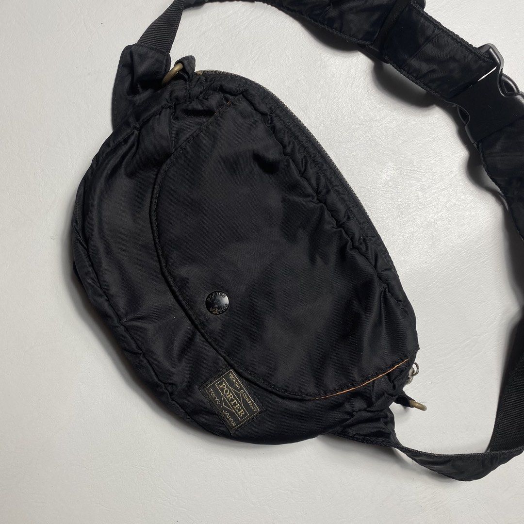 PORTER BELTBAG BAG (Category: Luxury Bags & Wallets) located in Manila. Submitted by valuable_rags (Listing ID 1463126057, Image 2). Description: .