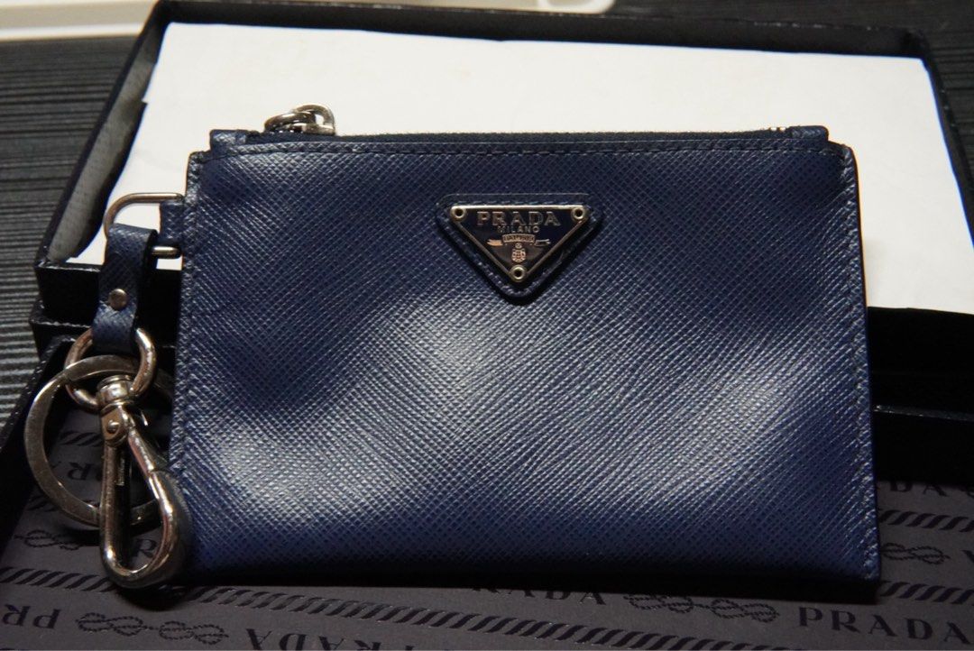 Prada Coin Purse / Card Holder (Category: Luxury Bags & Wallets) located in Davao. Submitted by nomadfits (Listing ID 1463249980, Image 1). Description: Decluttering some personal items Location: Davao All items plus sf via lbc Includes box.