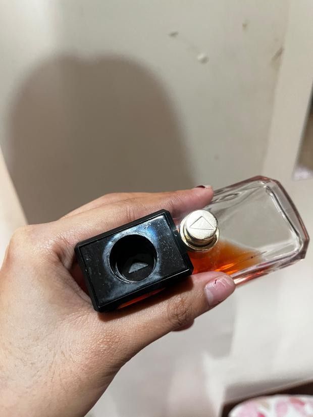 PRADA PARADOXE INTENSE (Category: Fragrance & Deodorants) located in Abulug. Submitted by real.pcy333 (Listing ID 1463122253, Image 3). Description: HALF BOTTLE.