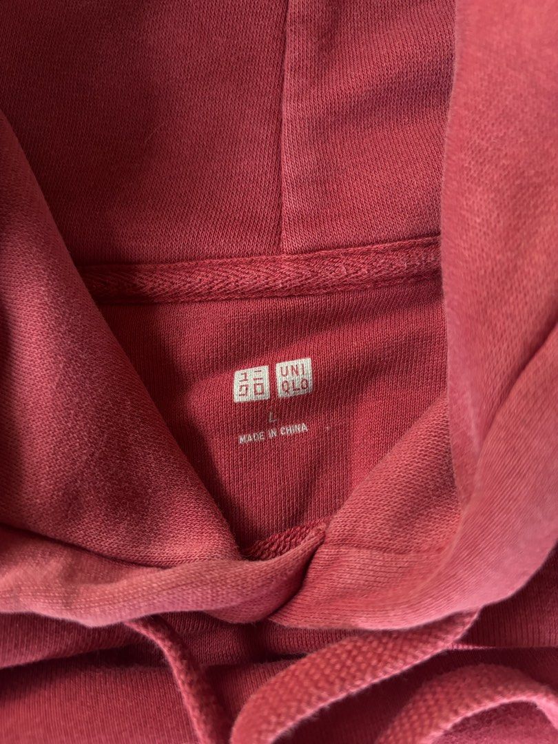 PRE-LOVED BRANDED HOODIE (Category: Activewear) located in Ozamiz City. Submitted by saitofinds (Listing ID 1463262048, Image 2). Description: PRE-LOVED HOODIES🤩 All are negotiable Condition 9/10 Add sf Pm for inquiries📩 📍Ozamiz City.