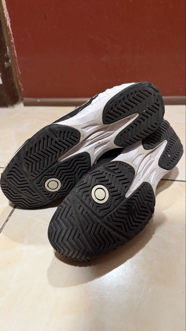 Prince Court Lite (Category: Sneakers) located in Manila. Submitted by sneakspxxks (Listing ID 1463294756, Image 3). Description: .