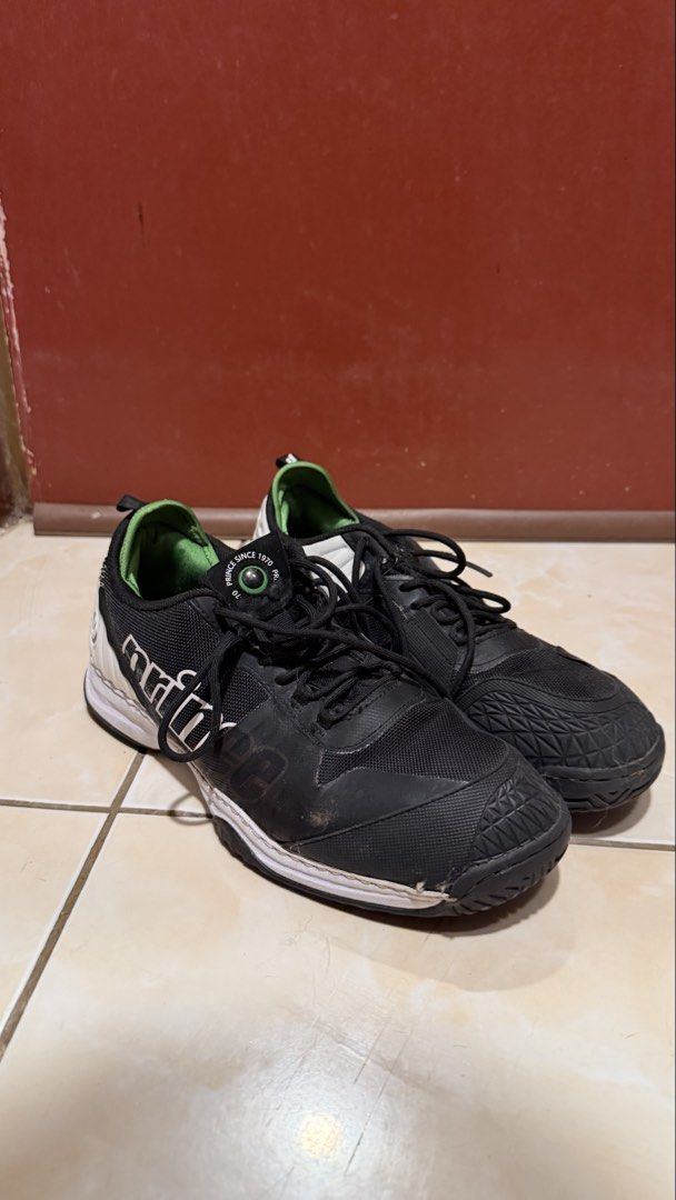Prince Court Lite (Category: Sneakers) located in Manila. Submitted by sneakspxxks (Listing ID 1463294756, Image 1). Description: .