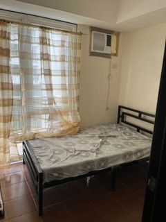 property for rent (Category: Apartments & Condos) located in Caloocan City. Submitted by jazgpo47460 (Listing ID 1463146440, Image 1). Description: 32 sq meter w/ balcony table , bed, aircon and ref .