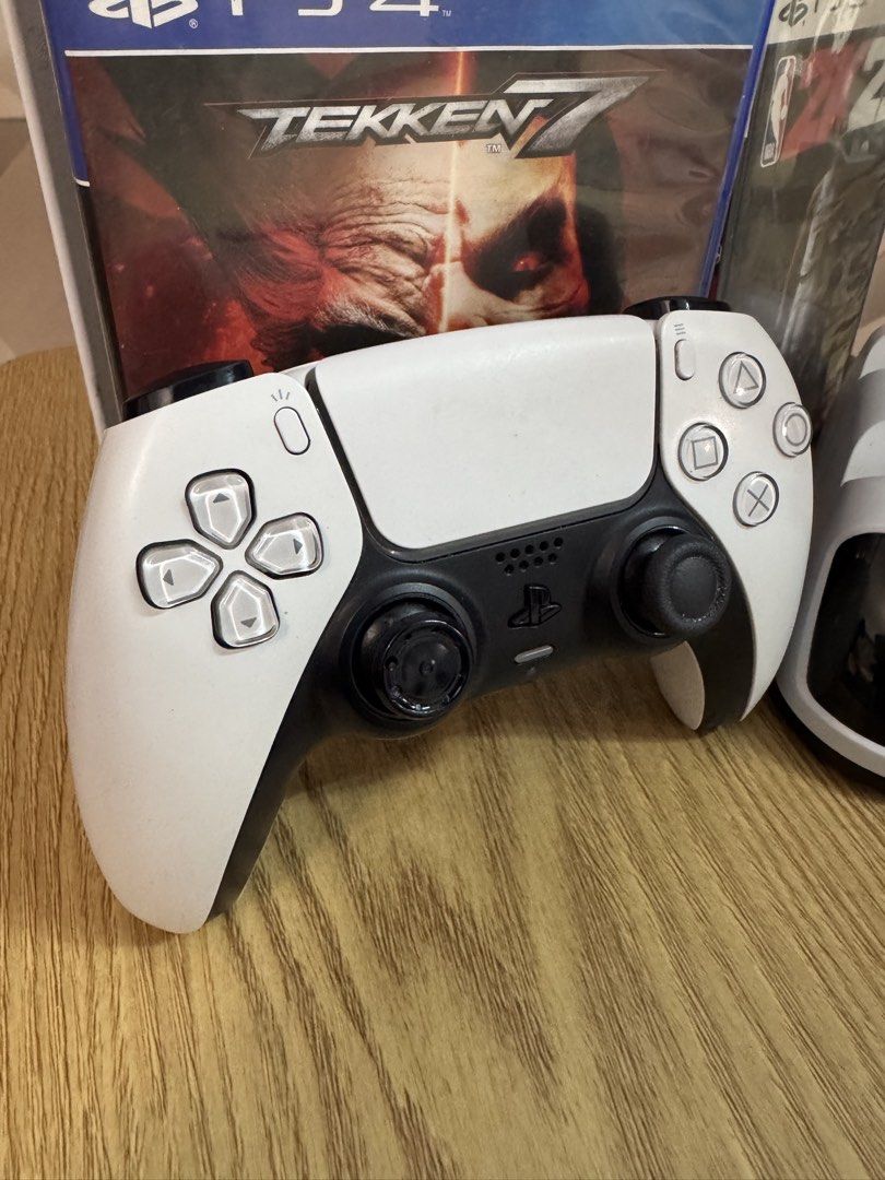 PS5 Phat 825gb Disc version + 1 controller and 2 games + charging station (Category: PlayStation) located in Pasig City. Submitted by robbiseraphin (Listing ID 1463239681, Image 2). Description: 🎮 Selling: PS5 Phat 825gb Disc version + 1 controller and 2 games + charging station ✅ Inclusives: - PS5 Phat 825gb (never been opened or repaired) - latest firmware - 1 dualsense controller (no rubber sa left analog. Can replace with a custom cover) - N