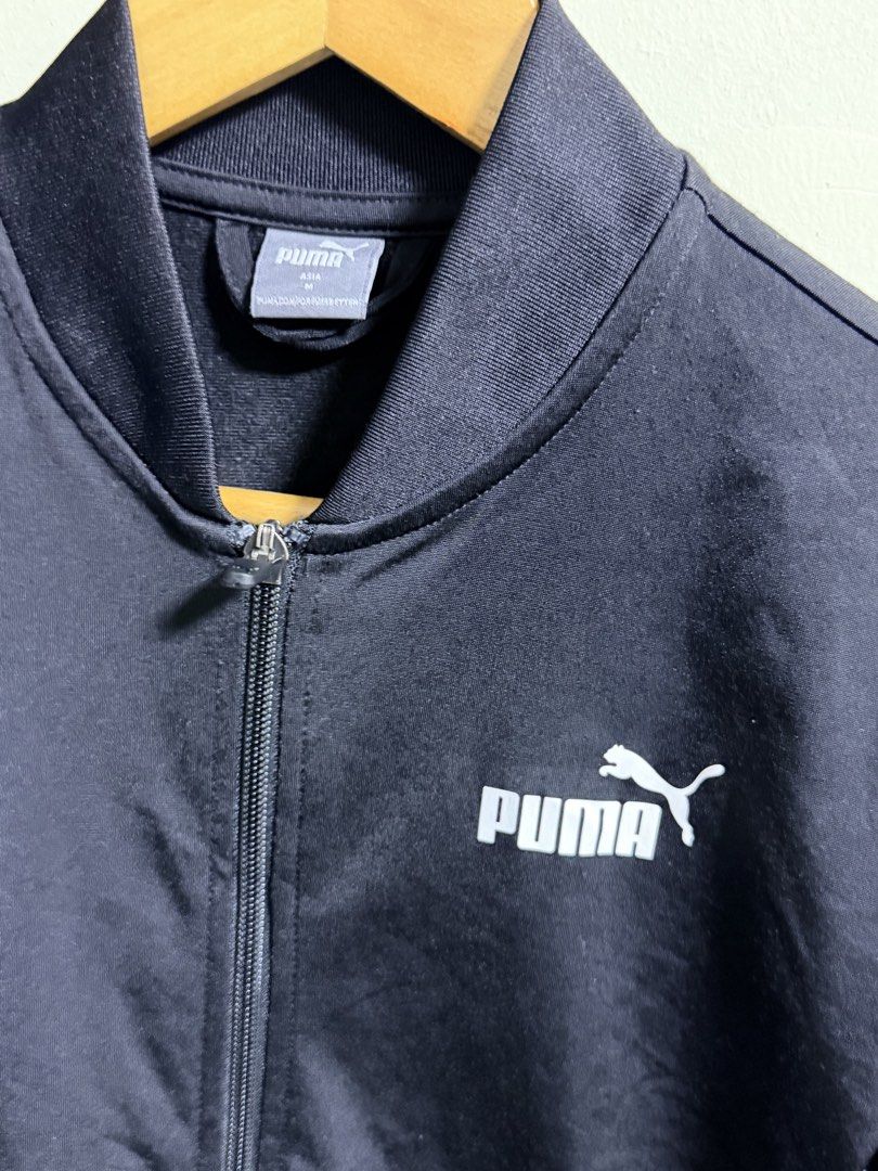 Puma Black Track Jacket (Category: Coats, Jackets and Outerwear) located in Paete. Submitted by skydruemadison (Listing ID 1463242223, Image 2). Description: - Classic black Puma track jacket - Full zip closure - Ribbed cuffs and hem - Two side pockets - Versatile for casual wear or sports - Easy to pair with any outfit S-M fit.