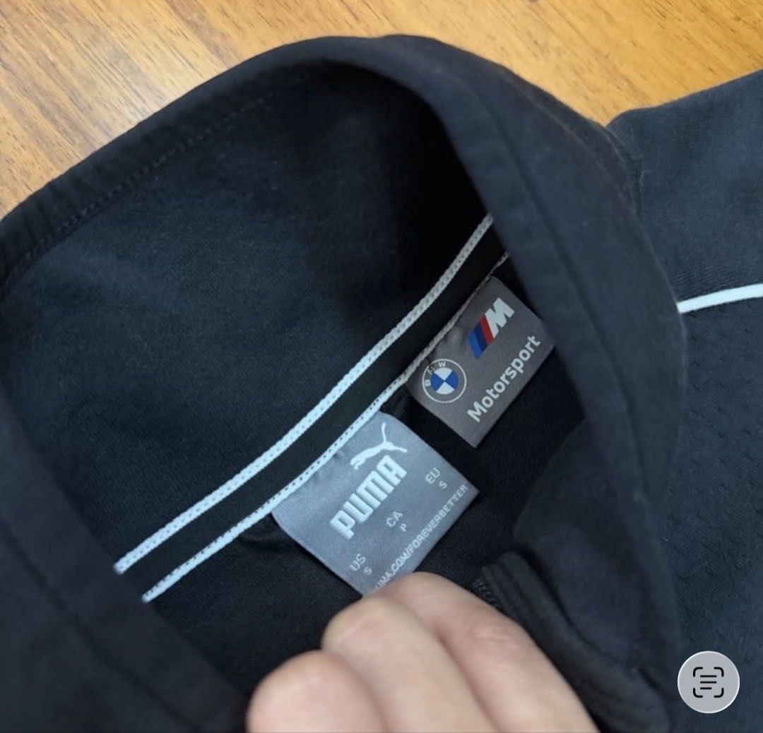Puma Jacket (Category: Coats, Jackets and Outerwear) located in Las Pinas. Submitted by theimpulsebuyer.ph (Listing ID 1463234372, Image 2). Description: .