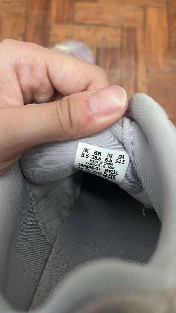 Puma speedcat 24.5cm (Category: Sneakers) located in Caloocan City. Submitted by julianamil71490 (Listing ID 1463324841, Image 3). Description: Just needs cleaning, barely used but it js got dirty.