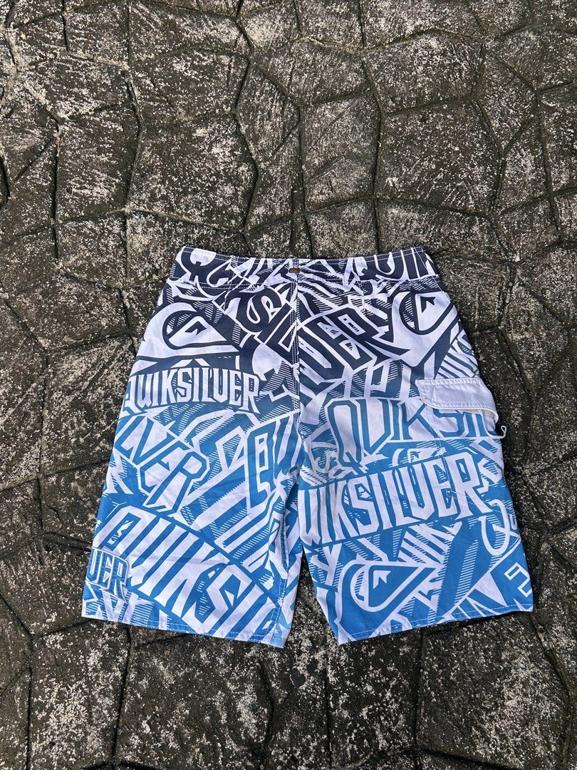 QuikSilver (Category: Shorts) located in Angeles City. Submitted by thrift2riches.ph (Listing ID 1463276492, Image 3). Description: .