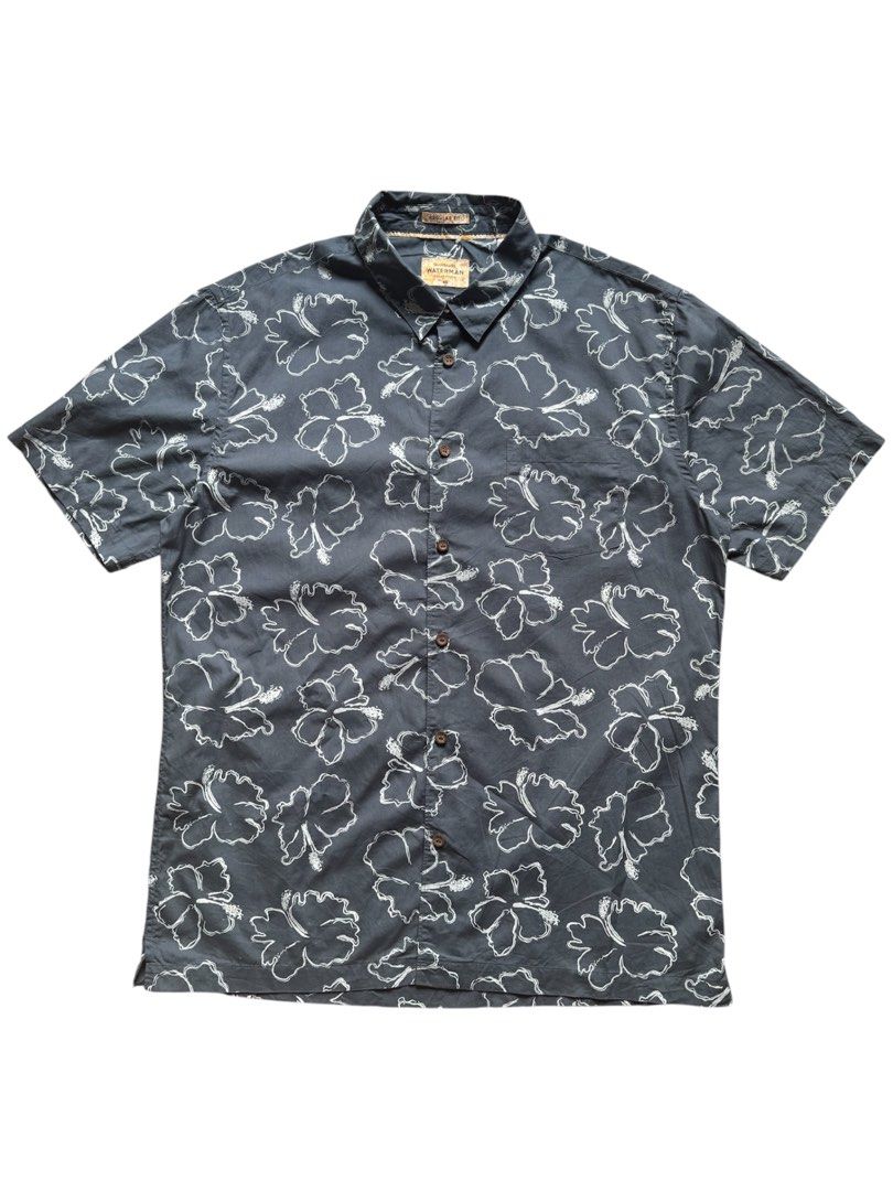Quiksilver Buttondown (Category: Formal Shirts) located in Kabankalan. Submitted by secondhandgemsz (Listing ID 1463131447, Image 1). Description: Size XL (23W 30L) Like New No Flaws.