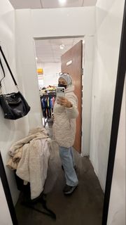 (Category: ) located in . Submitted by mimie1976 (Listing ID 1463180884, Image 1). Description: .