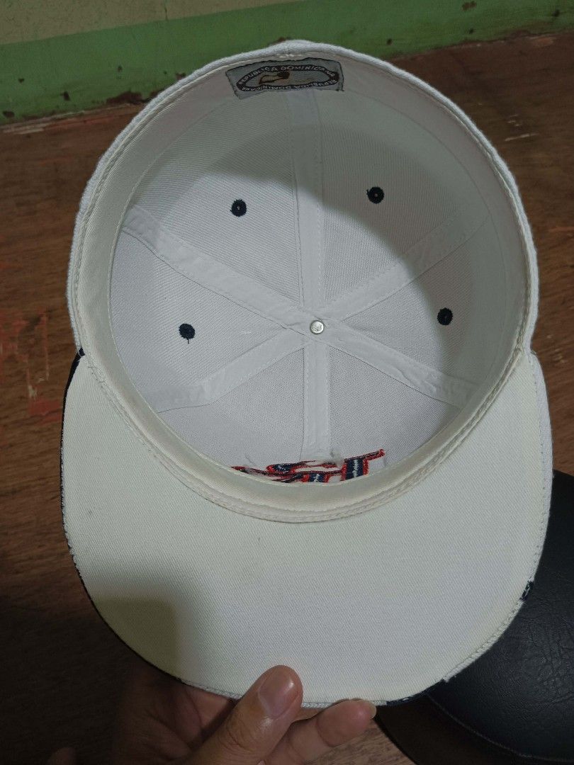 R Dominicana Baseball Cap (Category: Caps & Hats) located in Catbalogan. Submitted by thriftwthbart (Listing ID 1463282399, Image 3). Description: .