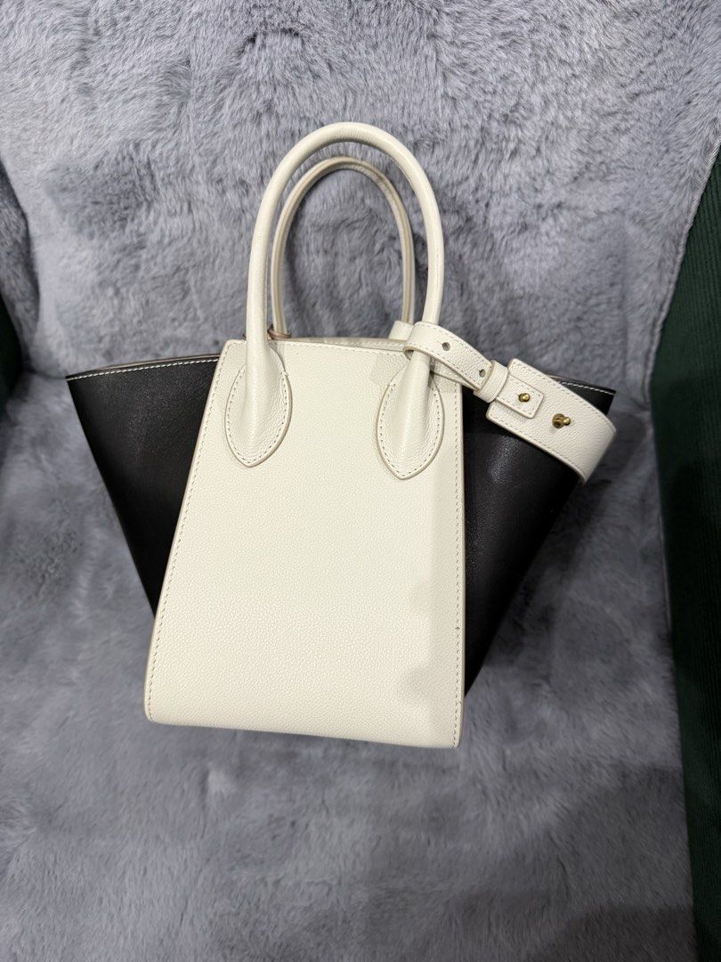 RABEANCO Two-tone Leather Handbag with Shoulder Strap (Category: Shoulder Bags) located in Paranaque City. Submitted by hamcynn (Listing ID 1463321640, Image 3). Description: Letting go of what I don’t use anymore. This was a handbag purchased in 2024. Very seldom used, maybe less than 5x. I prefer bigger bags, backpack. Super impulsive purchase in Telford Plaza during my walk going to Kowloon Bay Station, HK. .