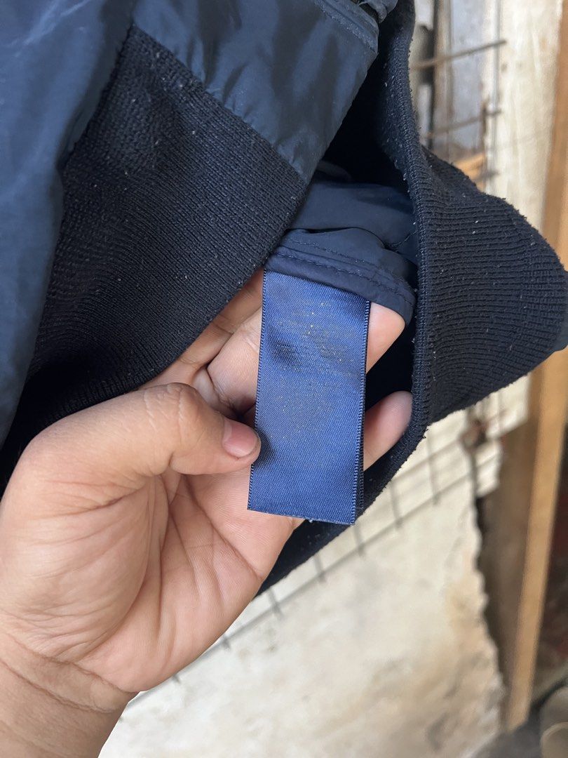 RALPH LAUREN (Category: Coats, Jackets and Outerwear) located in Malita. Submitted by outfitcheck11 (Listing ID 1463284782, Image 3). Description: RALPH LAUREN 25/27 No issue Excellent DM.