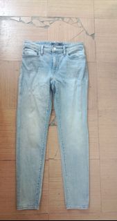 (Category: ) located in . Submitted by gifts.thrifts (Listing ID 1463133075, Image 1). Description: .