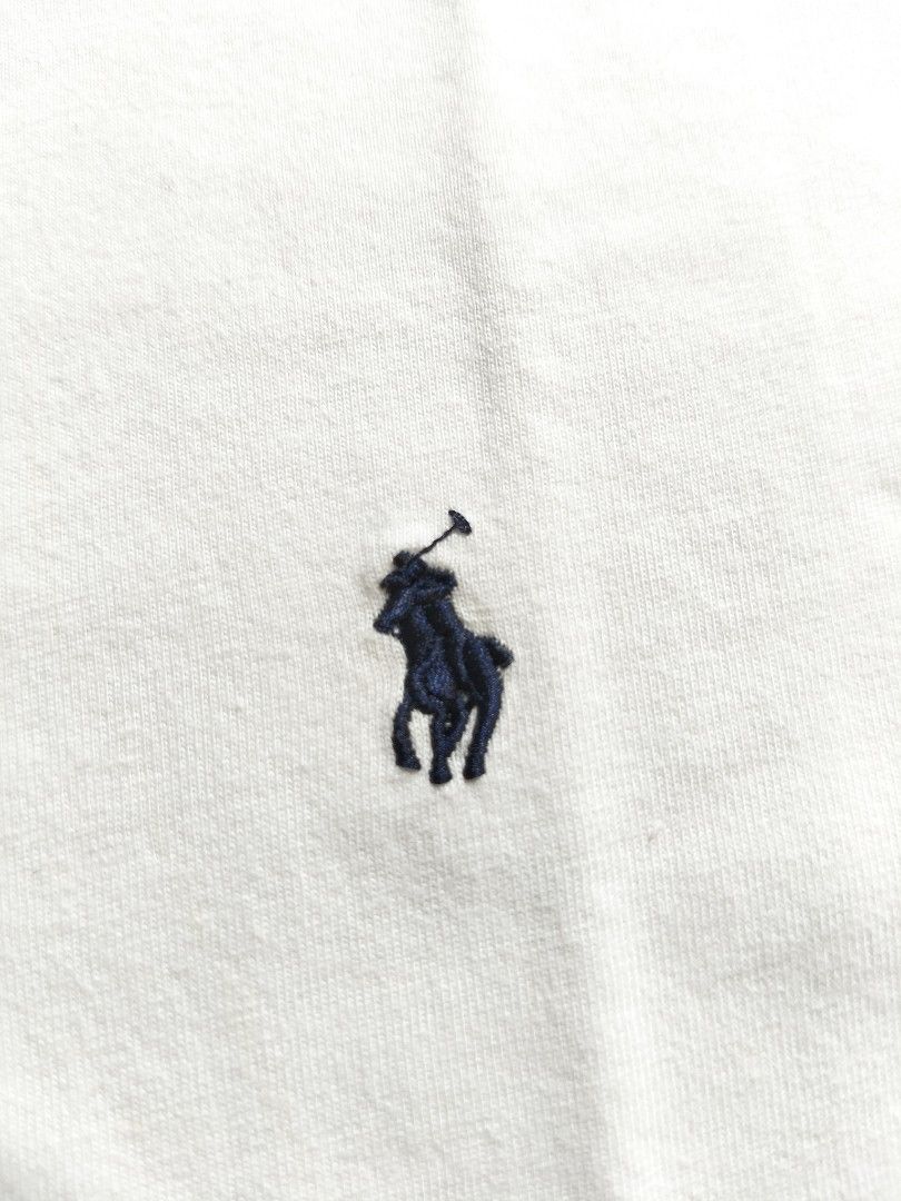 Ralph Lauren chest Logo pony (Category: Activewear) located in Ilagan. Submitted by goodsanddeals-a73c28 (Listing ID 1463164256, Image 2). Description: Excellent condition Width : 21 length : 27.5 Message me for more details 📩.