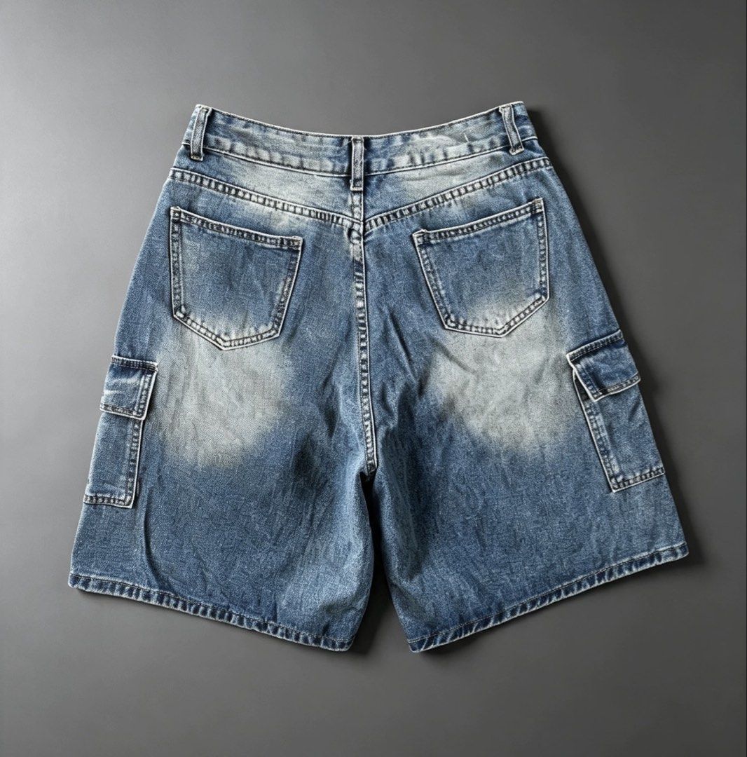Random cargo acid wash blue (Category: Shorts) located in Manila. Submitted by lardo.599 (Listing ID 1463203611, Image 2). Description: Issue❌ W-30 L-23 LO-14.