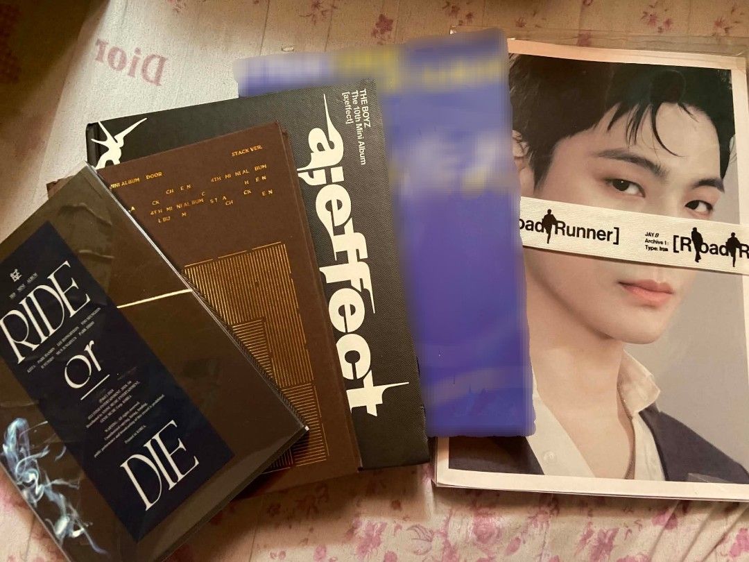 Random Photocards and Albums (Category: K-Wave Merchandise) located in Pasig City. Submitted by kim_jeongin (Listing ID 1463139390, Image 2). Description: Ω Albums and Photocards - ₱25 Each (Separated) Complete inclusions except pcs, except for Chen Album (only pb&cd) —ONHAND —Gcash, Maribank —J&T, Lalamove —₱15 pf ( 5 Photocards → ₱30 pf) 📍mm, pasig.