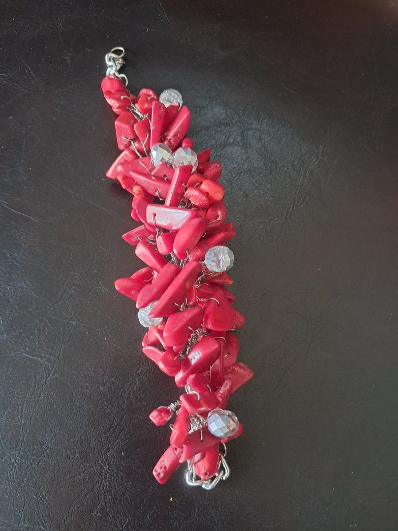 Red Coral and Austrian Crystals Bracelet (Category: Bracelets) located in Quezon City. Submitted by kate_168 (Listing ID 1463293133, Image 2). Description: One-of-a-kind Made of Genuine Corals Handmade MOP: Gcash Delivery: c/o buyer Location: Quezon City.