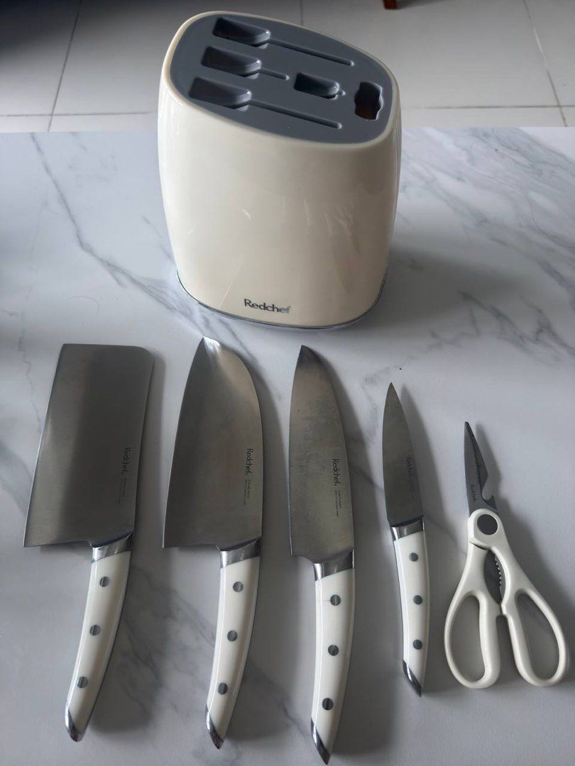 Redchef Knife Set with Block and Scissors (Category: Knives & Chopping Boards) located in Paranaque City. Submitted by aileecstls (Listing ID 1463223016, Image 3). Description: - Complete knife set from Redchef w/ box - Includes multiple knives and kitchen scissors - Comes with a neat white storage block - NO ISSUE, Fixed price .