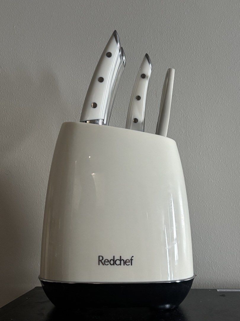 Redchef Knife Set with Block and Scissors (Category: Knives & Chopping Boards) located in Paranaque City. Submitted by aileecstls (Listing ID 1463223016, Image 2). Description: - Complete knife set from Redchef w/ box - Includes multiple knives and kitchen scissors - Comes with a neat white storage block - NO ISSUE, Fixed price .