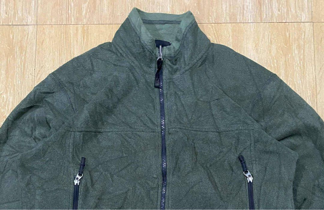 REI Polartec Thermal Pro Fleece Jacket (Category: Coats, Jackets and Outerwear) located in San Carlos City. Submitted by roseee_012 (Listing ID 1463265565, Image 2). Description: Vintage REI Mountain Outdoor Light Forest Green Fleece Jacket - Polartec Thermal Pro Size Medium on tag Dimes 22 x 25 Good condition Need wash Dm 📩.