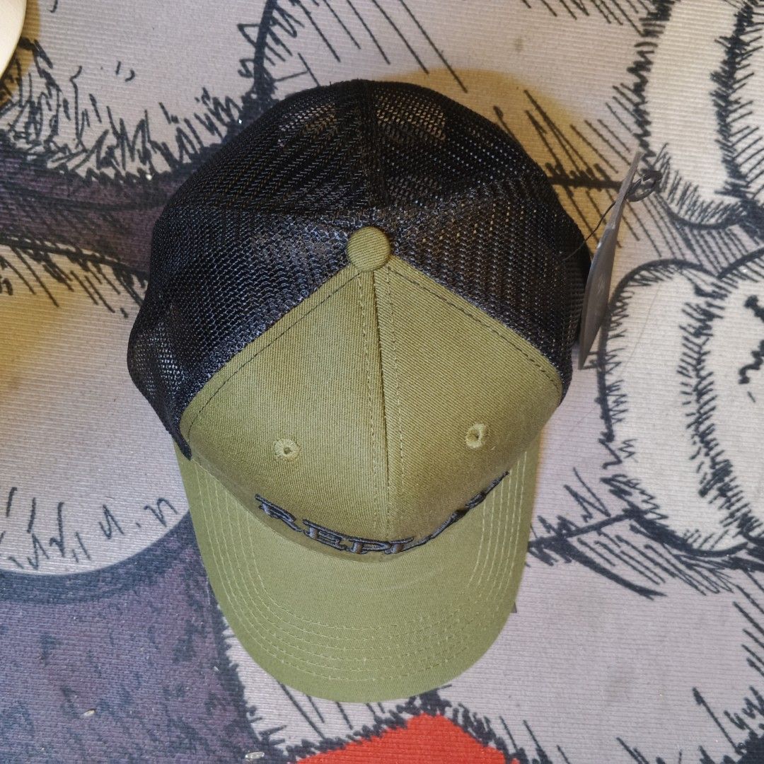 Replay trucker cap (Category: Caps & Hats) located in Manila. Submitted by janna_m (Listing ID 1463303059, Image 2). Description: EXCELLENT CONDITION ✅ NO ISSUES ✅ DM FOR INQUIRIES 📩.