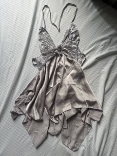 (Category: ) located in . Submitted by rinhercloset (Listing ID 1463213709, Image 1). Description: .