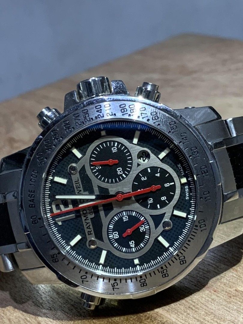 Reymond Weil Automatic Chrono (Category: Men's Watches) located in Cebu City. Submitted by vj_timepieces (Listing ID 1463287194, Image 2). Description: no issue good condition all working.
