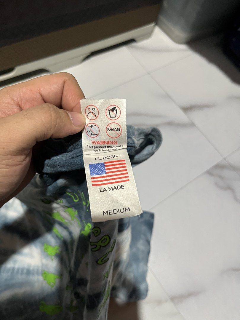 RIPNDIP "We Out Here" Tie Dye T-Shirt Medium (Category: Tshirts & Polo Shirts ) located in Cavite. Submitted by christianzuuu (Listing ID 1463134295, Image 2). Description: - RIPNDIP tie-dye t-shirt - Features the "We Out Here" alien graphic - Size: Medium - Material: 100% Cotton - Made in Mexico - Perfect for casual wear or a statement piece.