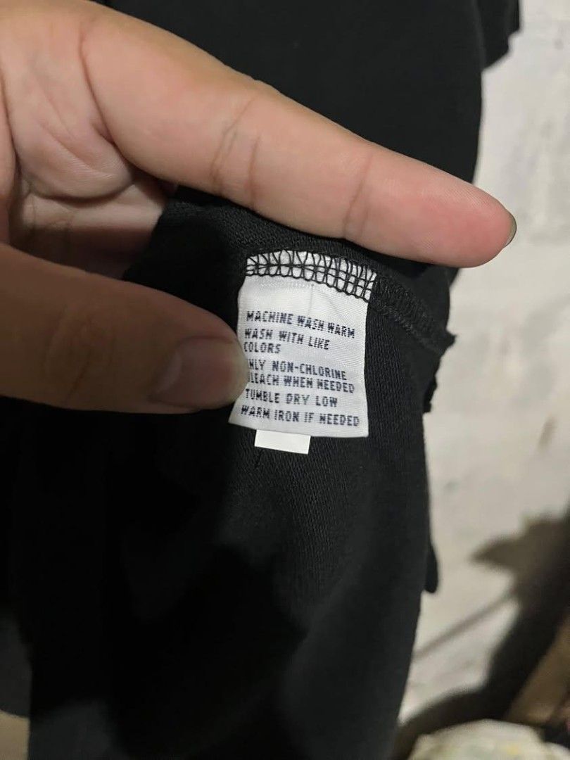 RL POLO (Category: Formal Shirts) located in Bacolod City. Submitted by zthrift24 (Listing ID 1463264332, Image 2). Description: POLO RL SMALL BUT FITTING TO LARGE L 31 W 22 CONDI 9 COLOR 9 NO ISSUE NEED WASH.