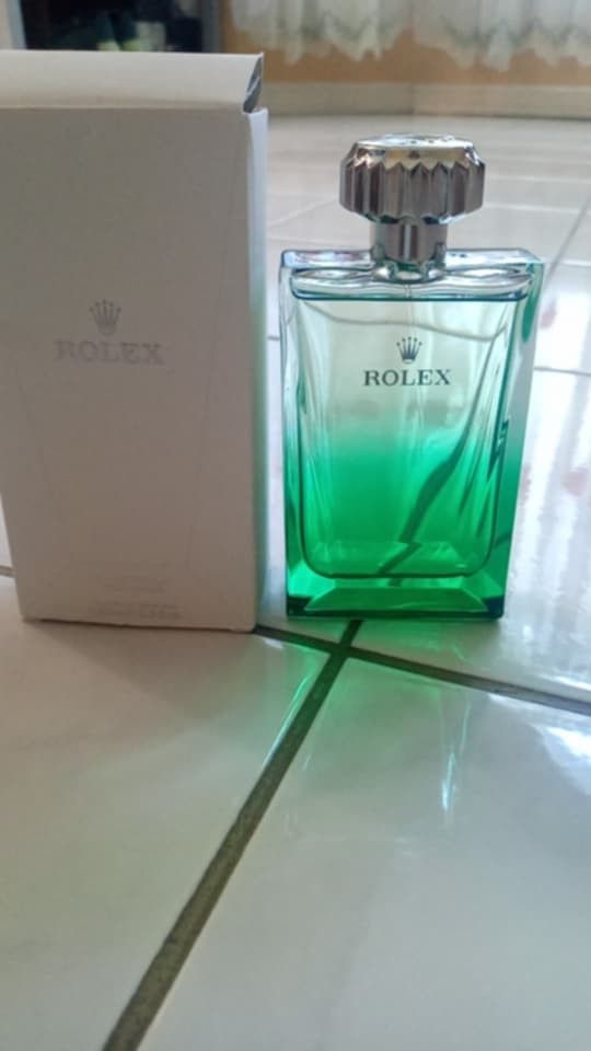 Rolex Green Perfume with Box (Category: Fragrance & Deodorants) located in Manila. Submitted by warmcloud-e172 (Listing ID 1463326233, Image 1). Description: - Authentic Rolex Perfume - Comes in Original Box - Vibrant Green Bottle - Ideal Scent for Everyday Wear - Perfect for Gifting or Personal Use - Don't Miss This Amazing Deal! Cant be purchased anywhere. Collectible item! .