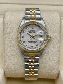 (Category: ) located in . Submitted by watchesbyjamesdy (Listing ID 1463191783, Image 1). Description: .