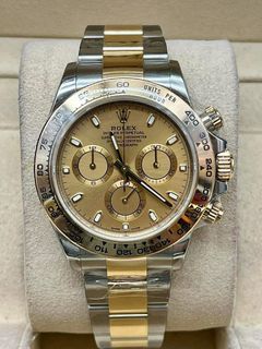 (Category: ) located in . Submitted by watchesbyjamesdy (Listing ID 1463190921, Image 1). Description: .