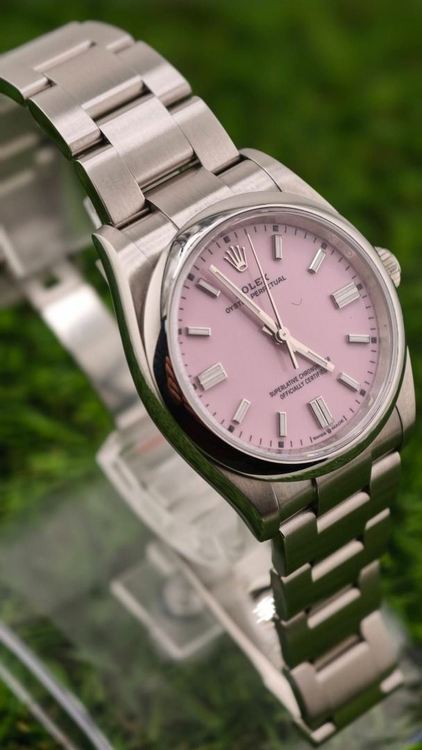 Rolex Oyster Perpetual Reference 126000 2025 (Category: Luxury Watches) located in Muntinlupa City. Submitted by noeyslittlecloset (Listing ID 1463136086, Image 3). Description: Rolex Oyster Perpetual Reference 126000 36mm Candy Pink 2025 Complete Set Php 595k .