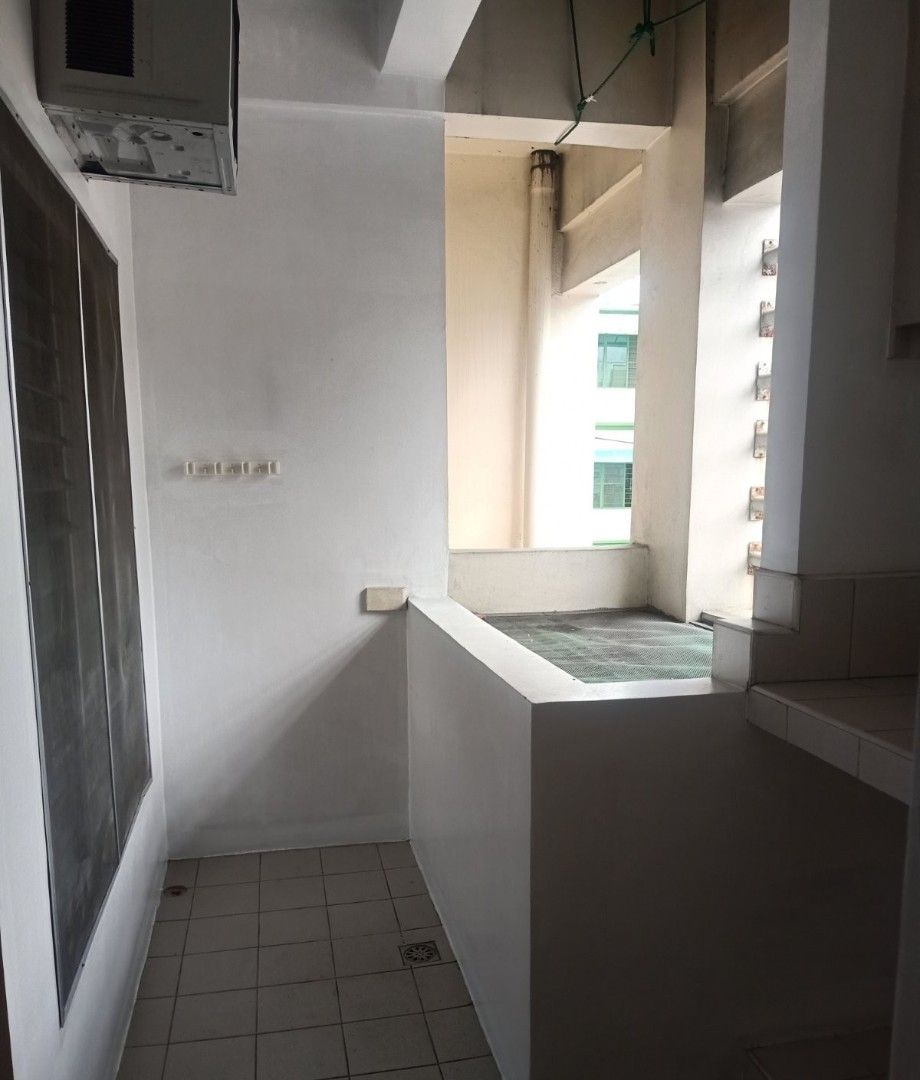 Romana Suites (Category: Apartments & Condos) located in Manila. Submitted by gifted_praning (Listing ID 1374819100, Image 3). Description: near.