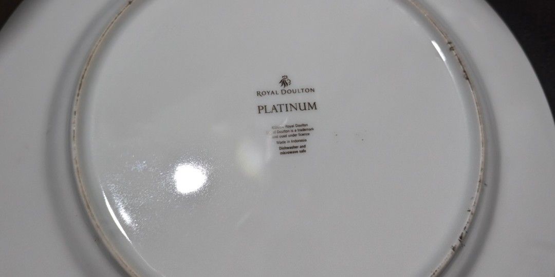 Royal Doulton plates bundle (Category: Dinnerware & Cutlery) located in Polomolok. Submitted by dkljapansurplus (Listing ID 1463217299, Image 3). Description: Royal Doulton bundle 7pcs Serving plates 2pcs, Platinum Dinner plates 5pcs, Carnation Sizes nasa picture.