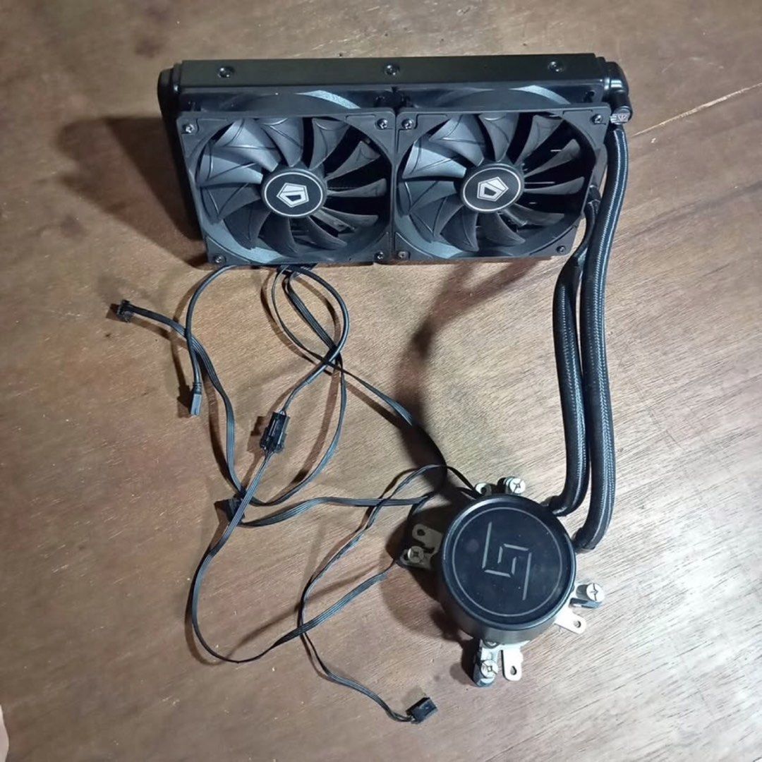 Rush Deepcool Gamemaxx L240 240mm AIO Cooler (Category: Computer Parts) located in Quezon City. Submitted by modernknight24 (Listing ID 1463278123, Image 3). Description: Rush Deepcool Gamemaxx L240 2x ID Cooling 120mm fans Meetup around Quezon City metro Manila or delivery via lalamove abonohan .