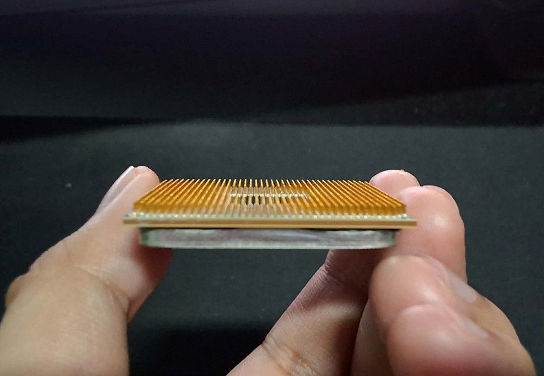 Ryzen 3 3200g Tray type w/ Wraith cooler (new) (Category: Computer Parts) located in Cainta. Submitted by necerask (Listing ID 1463258678, Image 3). Description: Ryzen 3 3200g No issue (good temps, no bent pins) RFS: Upgraded my cpu AMD Wraith Cooler (new) Came with the new cpu I recently bought, bought a different cpu cooler. Negotiable.
