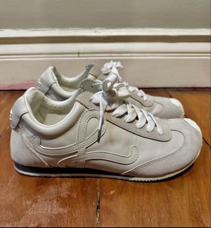 (Category: ) located in . Submitted by luxeforlessmnl (Listing ID 1463274566, Image 1). Description: .