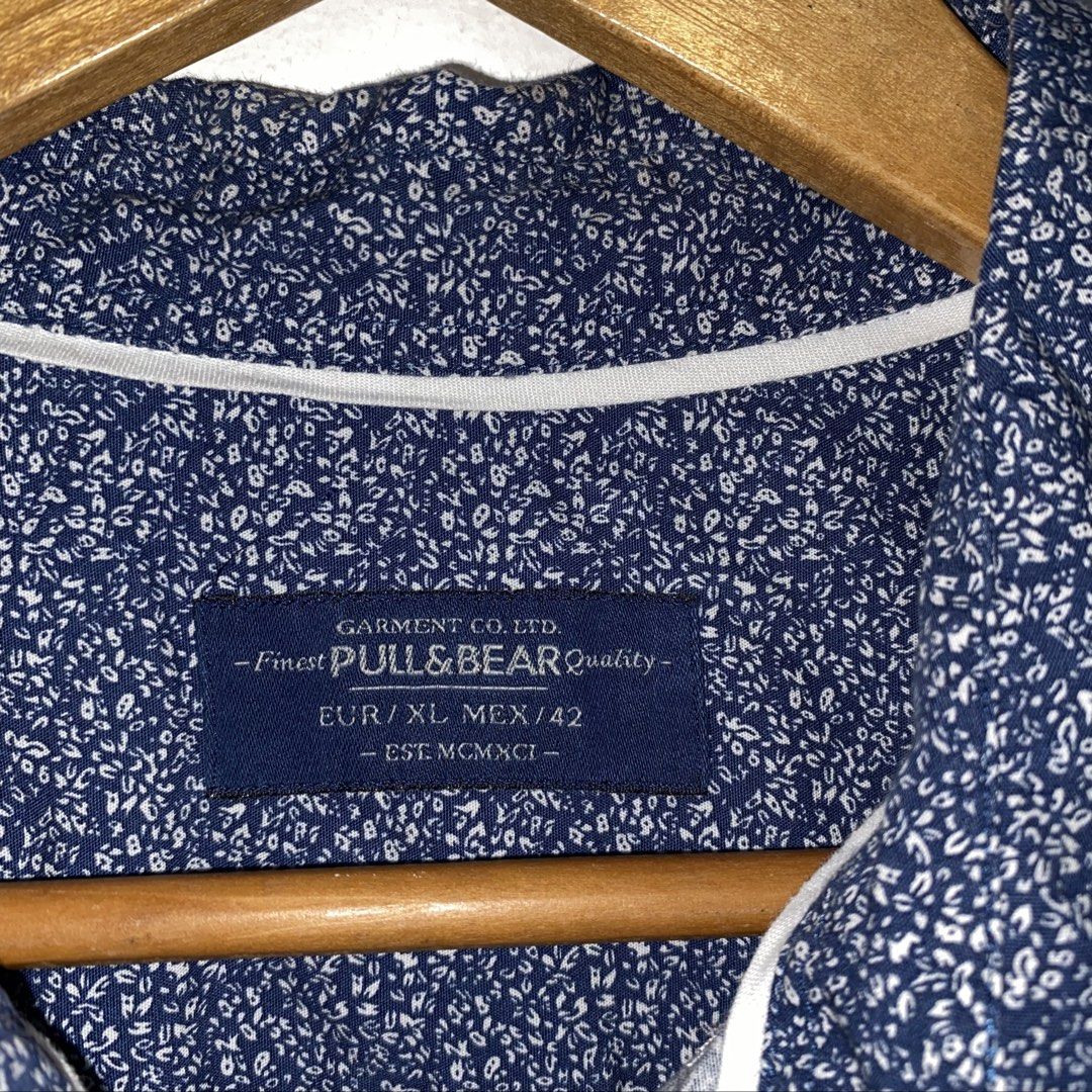 SALE‼️PULL&BEAR men long sleeve top (Category: Formal Shirts) located in San Jose del Monte. Submitted by mamiracky (Listing ID 1463228202, Image 3). Description: .