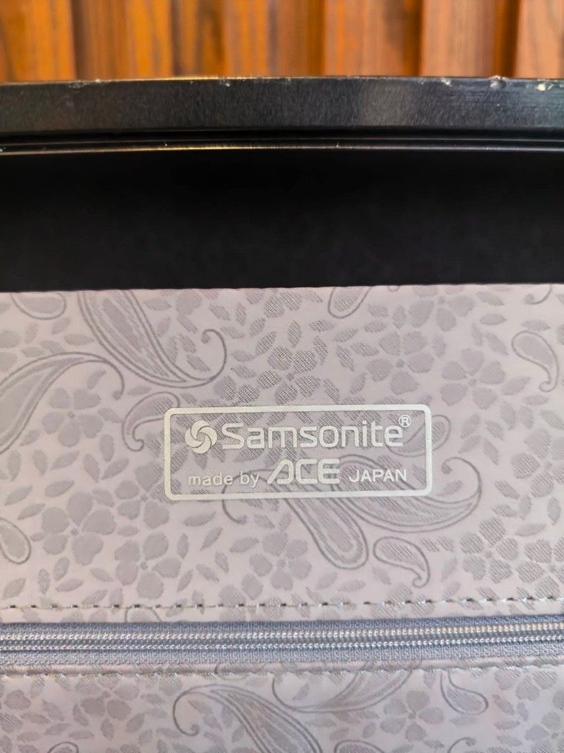 Samsonite (Category: Luggage) located in Manila. Submitted by jzjapansurplus (Listing ID 1463161037, Image 3). Description: Brand: Samsonite 🇯🇵 Made in Japan ✅ Premium Look with leather Touch ✅ Extra Large Check luggage ✅ H33" xW21" x D10.5 Inches ✅ Heavy Duty Guaranteed ✅ 360° Wheels All smooth ✅ Shock Resistant ✅ Lock with Key.