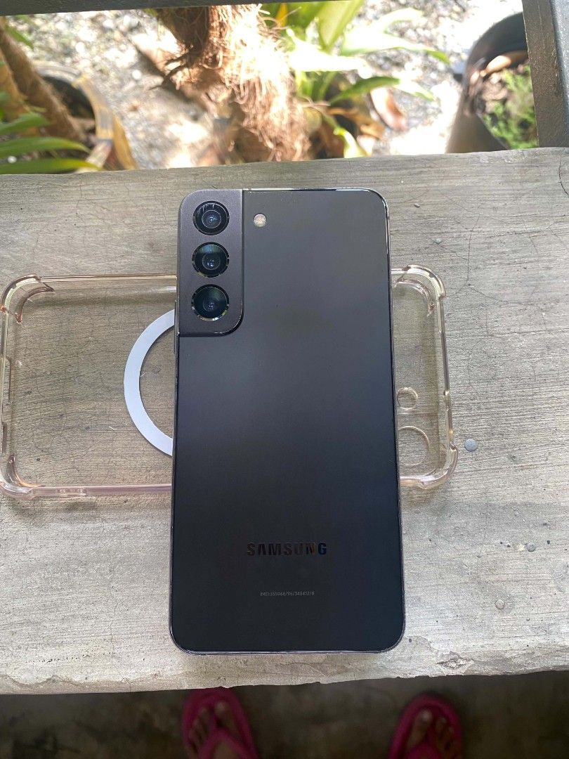 Samsung S22 128GB (Category: Samsung) located in Pozorrubio. Submitted by alie_01 (Listing ID 1463150119, Image 1). Description: SALE/SWAP SAMSUNG S22 128GB AS IS STRAIGHT SWAP FOR S23/23+ SEE PICTURES HONEST ISSUES: SMALL BLACK DOT SEE IN PIC AND MISSING POWER BUTTON PS. CAN POWER ON/OFF WITHOUT POWER POWER BUTTON NOT AFFECTED PERFORMANCE TOUCHABLE EVEN IN BLACK DOT PART GOOD FOR PHOTOGRAPHY, VIDEO AND GAMING INCLUSIONS: TRANYOO CHARGER UNIT WIT