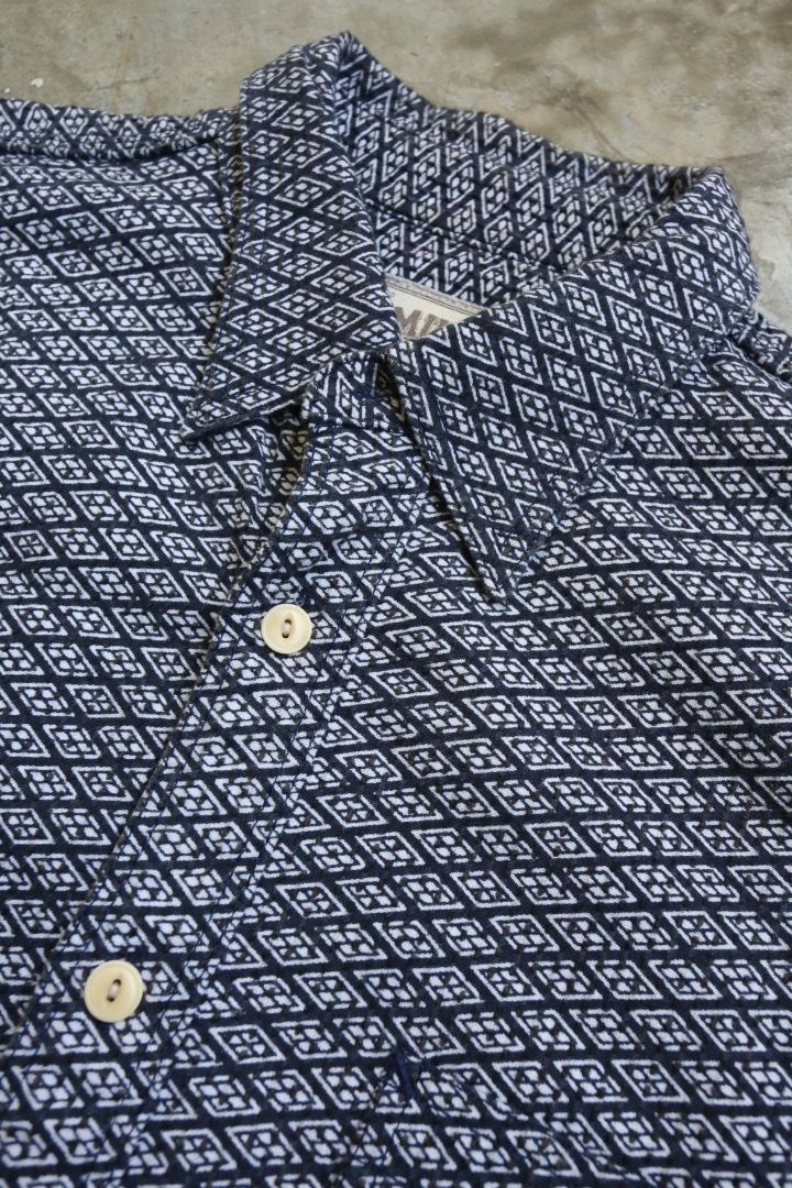 Samurai - S/S 15 - Sashiko Work Shirt (Category: Formal Shirts) located in Manila. Submitted by graymatter_ (Listing ID 1463220096, Image 3). Description: Samurai - S/S 15 - Sashiko Work Shirt Tagged Size: L Condition: 9/10 Material: 100% Cotton Made in: Japan Dimensions Length: 27.5 Width: 21.5 Shoulder: 17.5 Sleeve: 24.5.