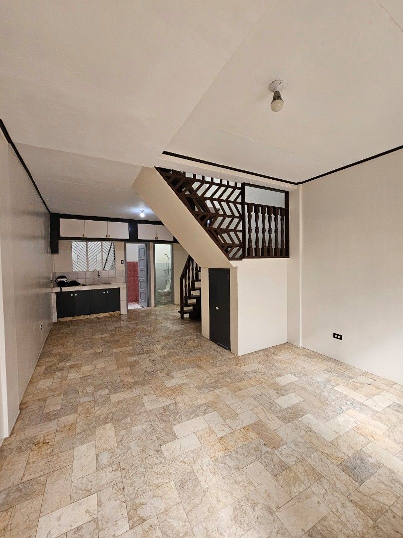 San Isidro Makati (Category: Townhouse) located in Makati City. Submitted by abinogales (Listing ID 1463163036, Image 1). Description: Bare Unit Townhouse inside a gated compound 1 🚗 parking slot inside gate 🛏 3 bedrooms with built-in cabinets 🚿2 toilets and bath 🧹Service Area with Maids room 🅽🅴🅰🆁🅱🆈 🅿🅻🅰🅲🅴🆂 Walking distance 2 mins Buendia 10 mins Cash & Carry/ SM Hypermarket Makati 15 mins Makati Medical Center 20 mins Greenbelt.